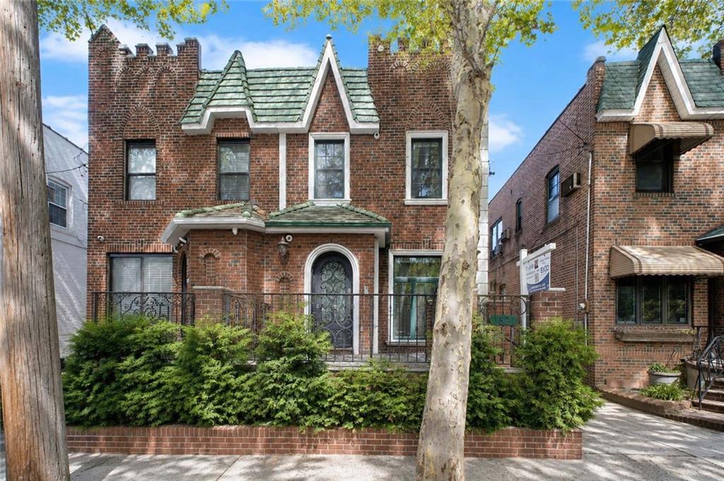 1821 Burnett Street, Brooklyn, New York, 11229