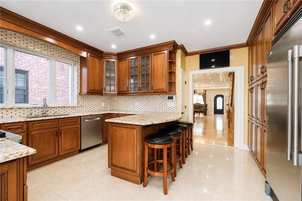 1821 Burnett Street, Brooklyn, New York, 11229 image 19