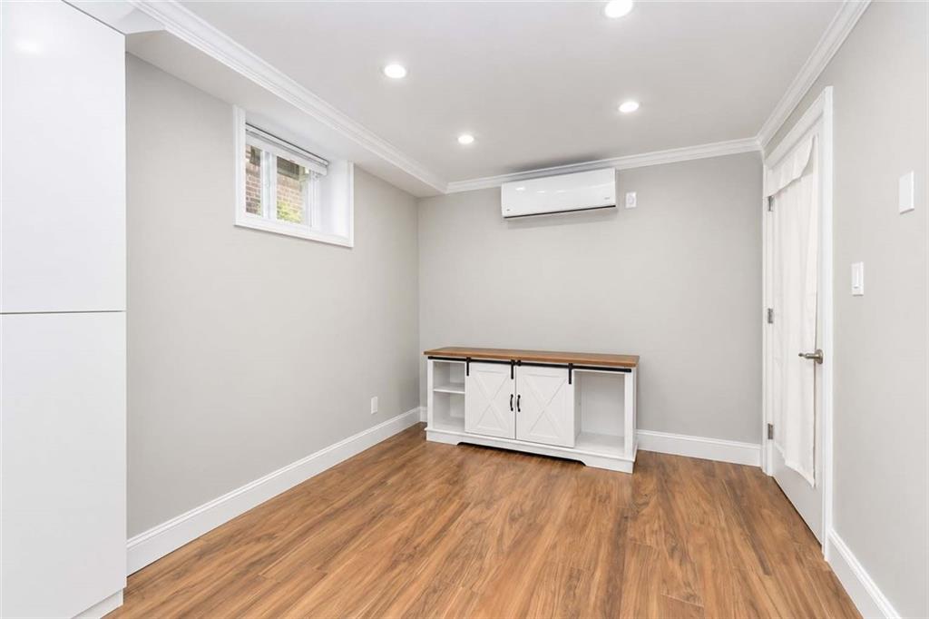 1821 Burnett Street, Brooklyn, New York, 11229 image 28
