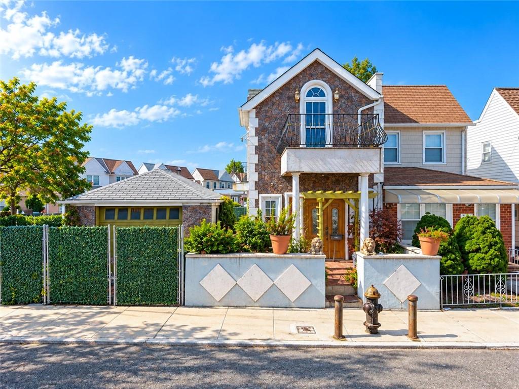 327 Allen Avenue, Brooklyn, New York, 11229