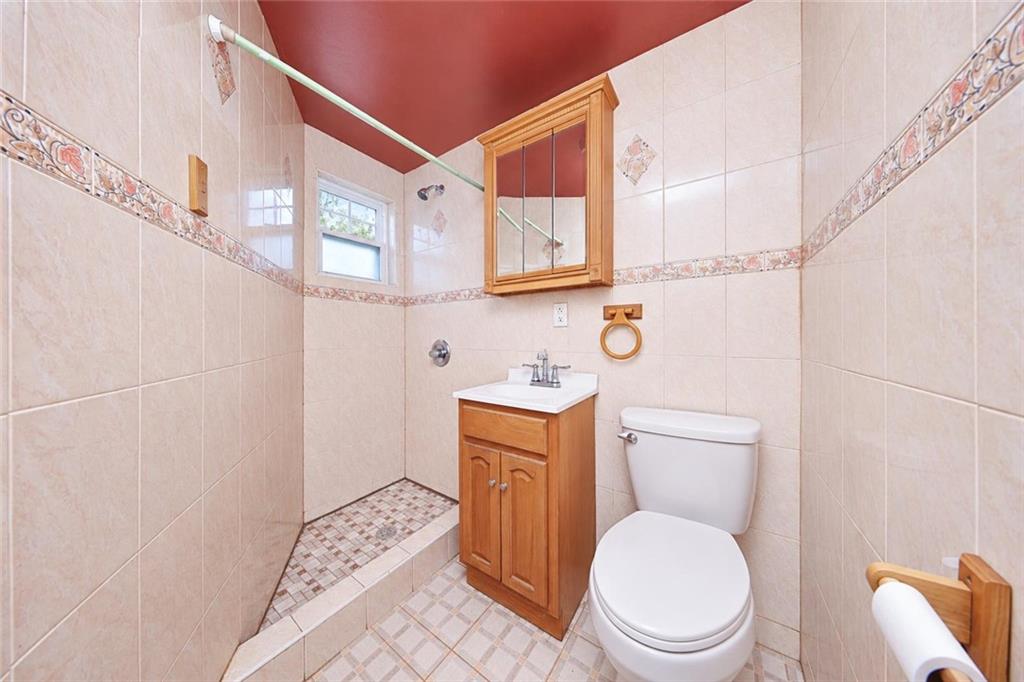 327 Allen Avenue, Brooklyn, New York, 11229 image 14