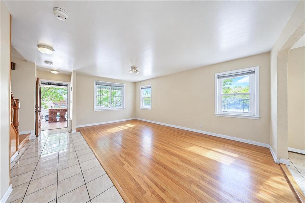 124 Brightwater Court, Brooklyn, New York, 11235 image 6