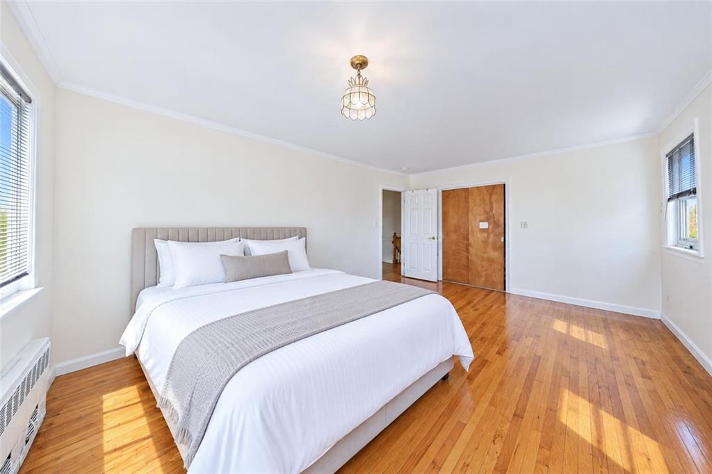 124 Brightwater Court Image 3