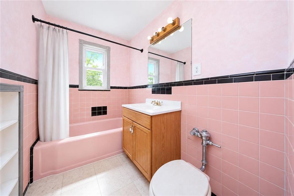 124 Brightwater Court, Brooklyn, New York, 11235 image 27