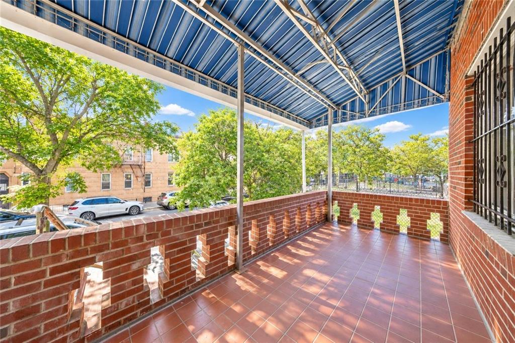 124 Brightwater Court, Brooklyn, New York, 11235 image 25
