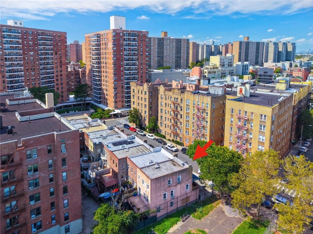 124 Brightwater Court, Brooklyn, New York, 11235 image 34