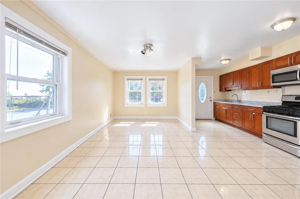 124 Brightwater Court, Brooklyn, New York, 11235 image 12