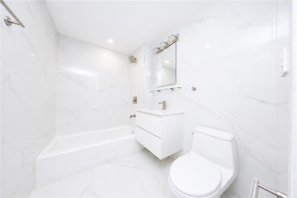 929 43rd Street 2A, Brooklyn, New York, 11219 image 18