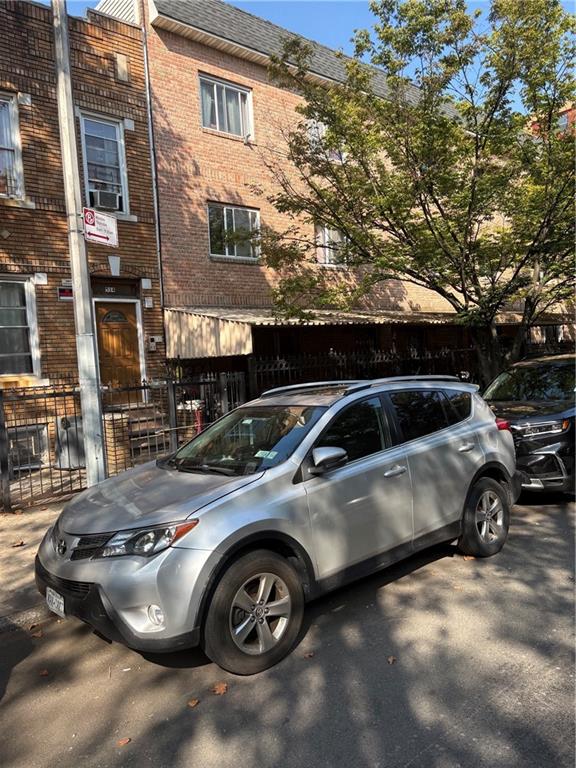 512 Sheffield Ave Avenue, Brooklyn, New York, 11212 image 4