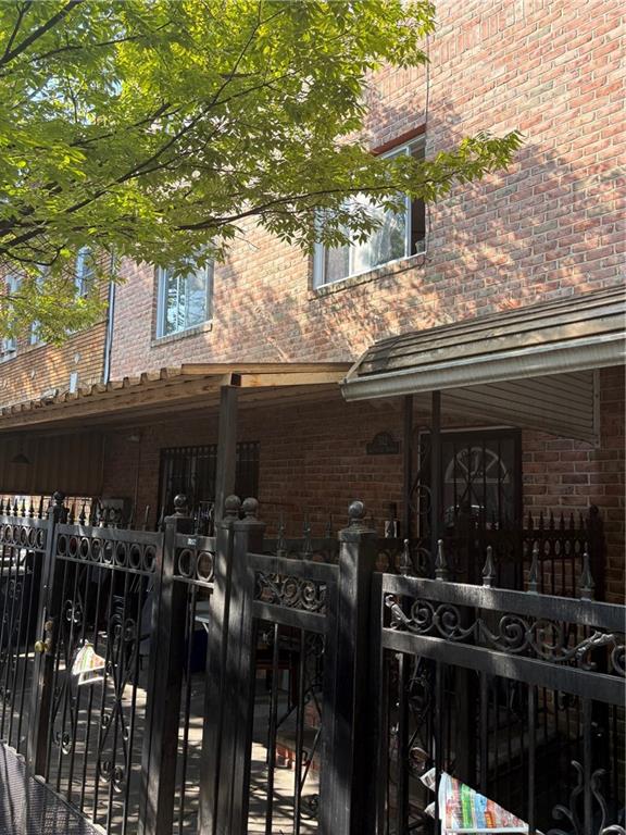 512 Sheffield Ave Avenue Image 2