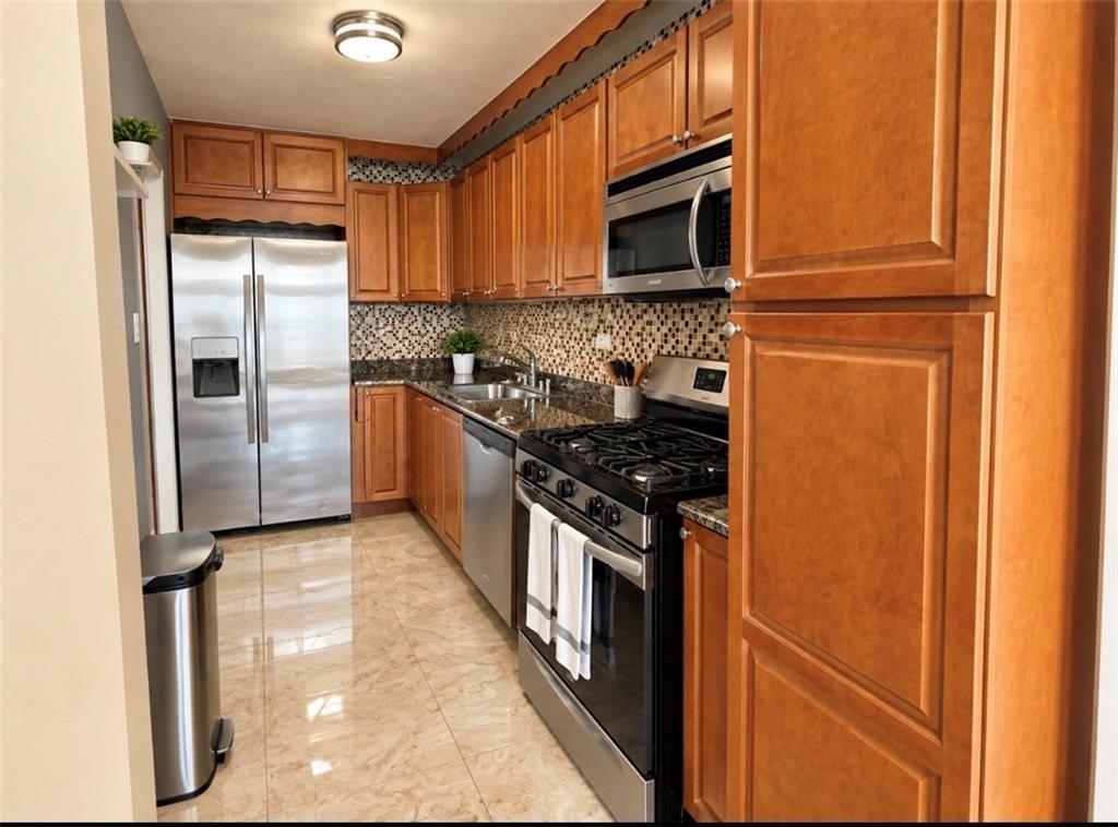 501 Surf Avenue 18H, Brooklyn, New York, 11224 image 7