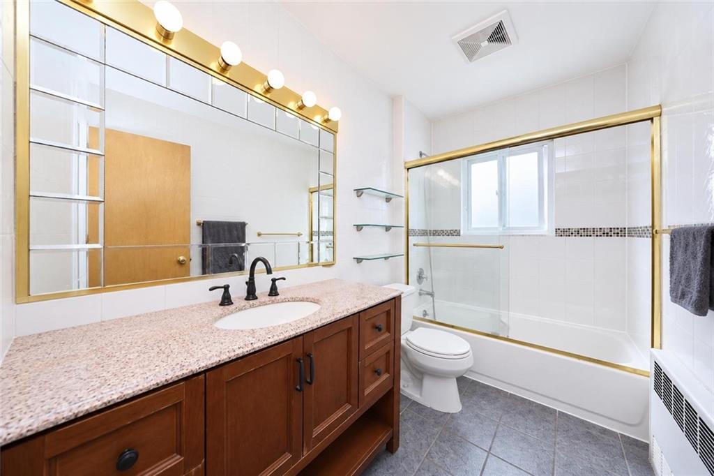 2453 Coyle Street, Brooklyn, New York, 11235 image 27