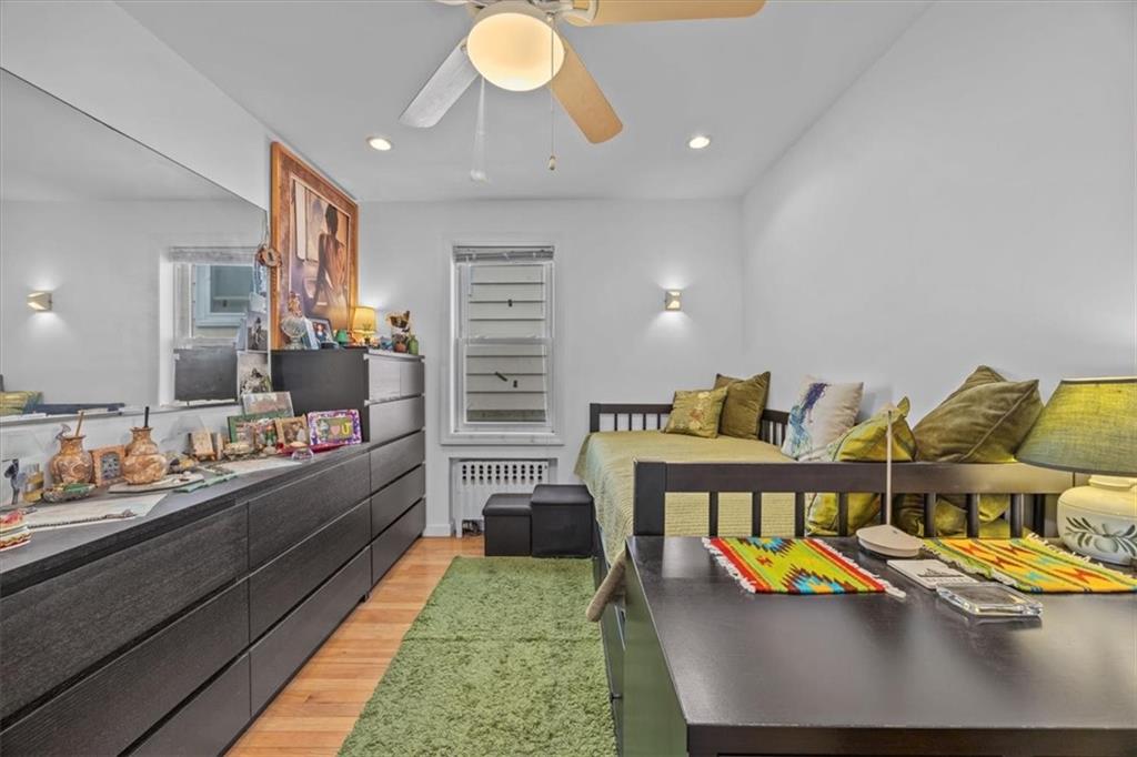 355 D Dormans Court, Queens, New York, 11693 image 11