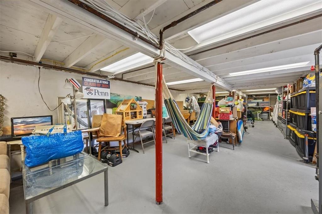 355 D Dormans Court, Queens, New York, 11693 image 12