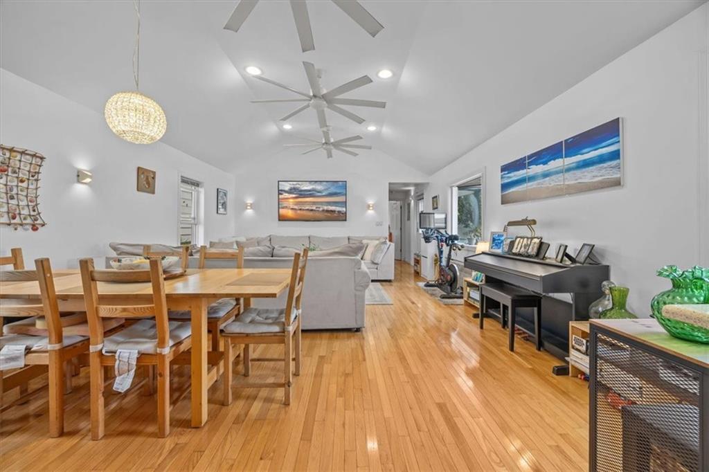 355 D Dormans Court, Queens, New York, 11693 image 7