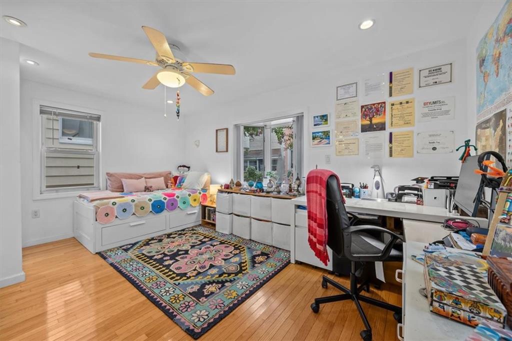355 D Dormans Court, Queens, New York, 11693 image 10