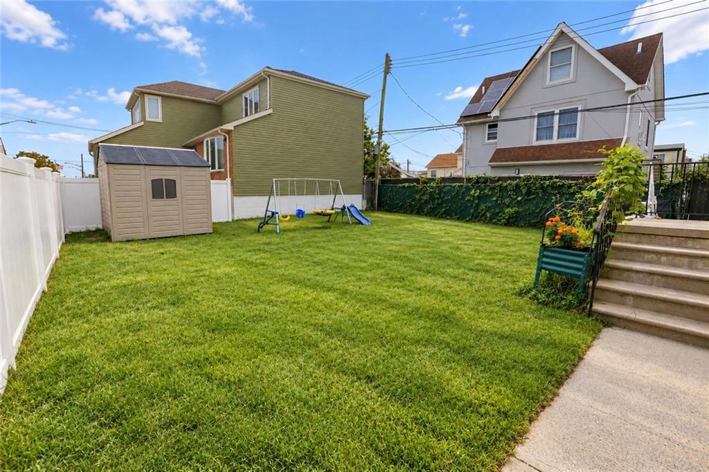 77 Beacon Court, Brooklyn, New York, 11229 image 17