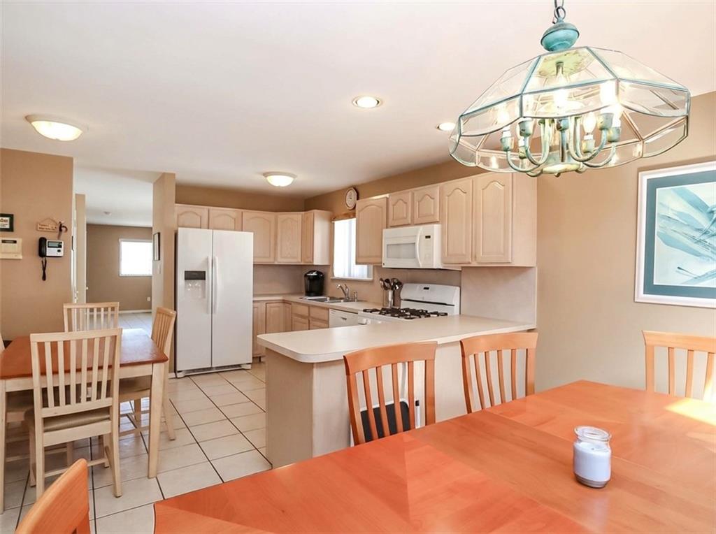 25 LATOURETTE Lane, Staten  Island, New York, 10314 image 13