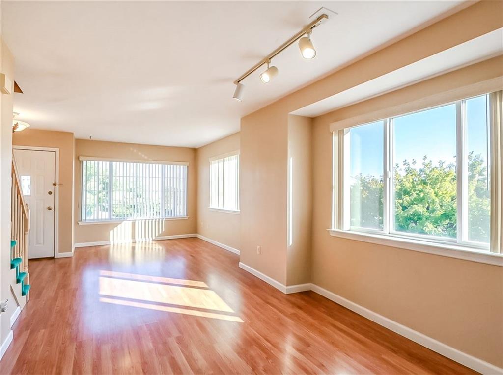 25 LATOURETTE Lane Image 2