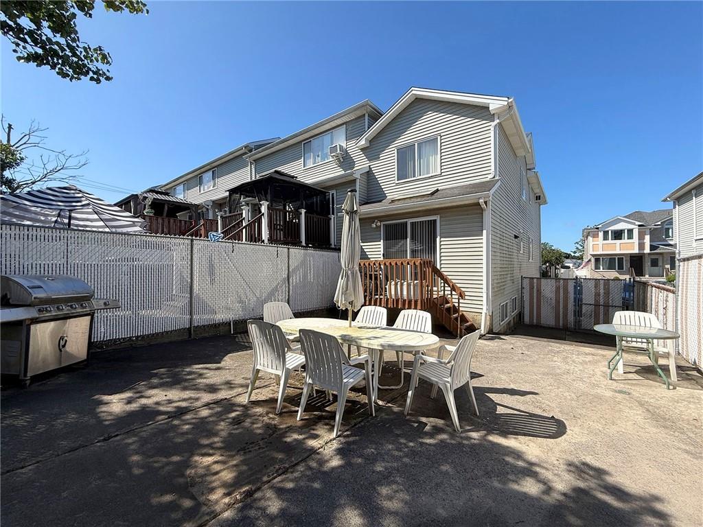 25 LATOURETTE Lane, Staten  Island, New York, 10314 image 26