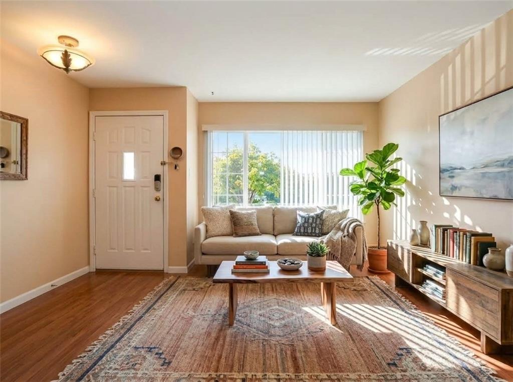 25 LATOURETTE Lane Image 4