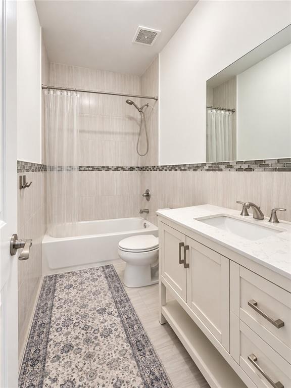 440 Eltingville Boulevard, Staten  Island, New York, 10312 image 16