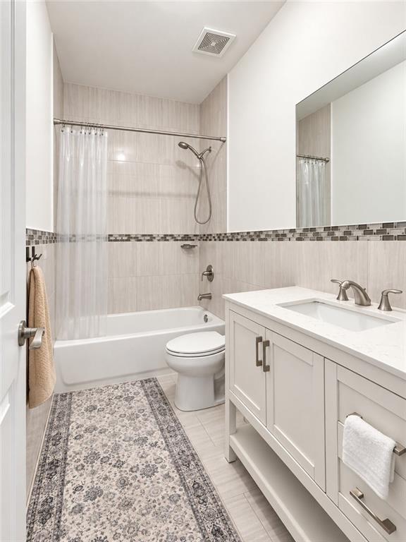 440 Eltingville Boulevard, Staten  Island, New York, 10312 image 17