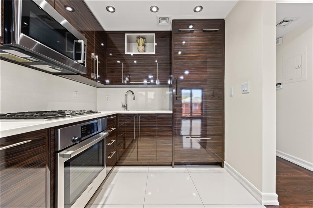 3165 Emmons Avenue 3-N-PH, Brooklyn, New York, 11235 image 8