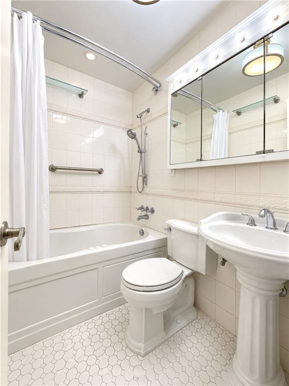1045 Bay Ridge Avenue 1B, Brooklyn, New York, 11219
