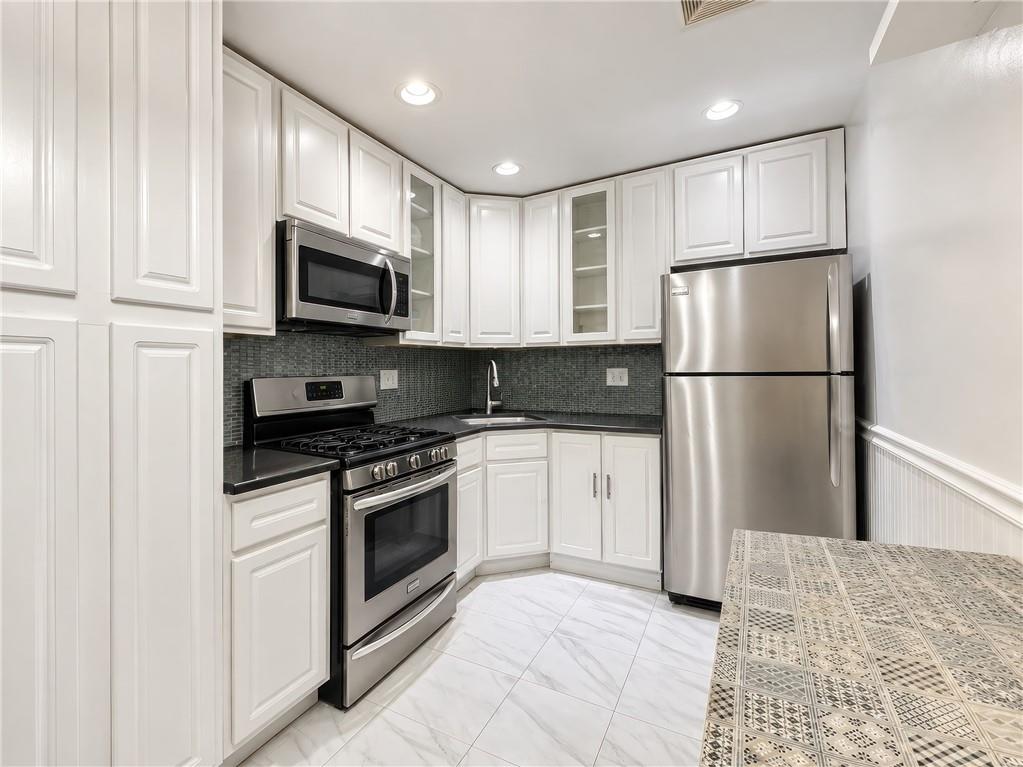1045 Bay Ridge Avenue 1B, Brooklyn, New York, 11219 image 8