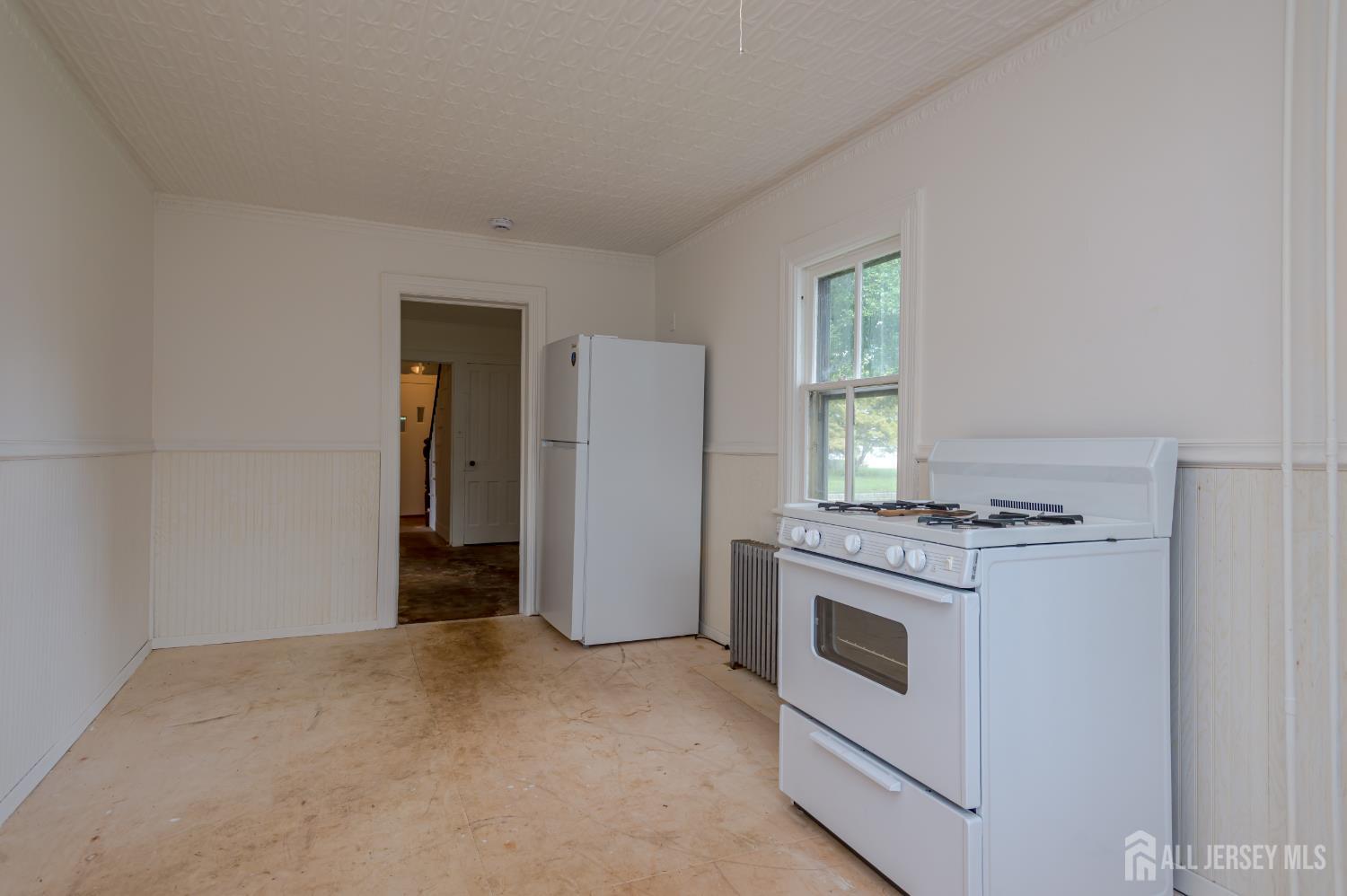 211 Main Street, Spotswood, NJ, 08884 image 17