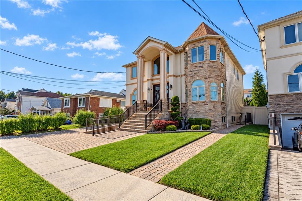 587 Ramona Avenue Image 2