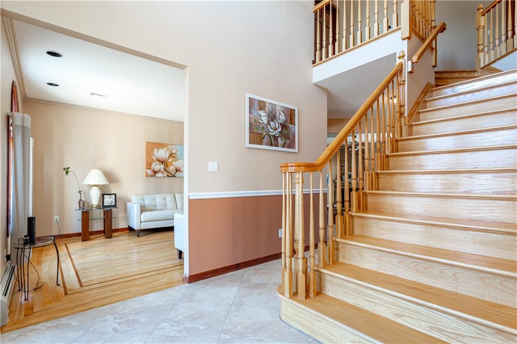 587 Ramona Avenue Image 5