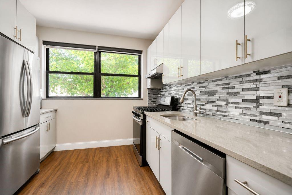 329 100th Street, Brooklyn, New York, 11209 image 15