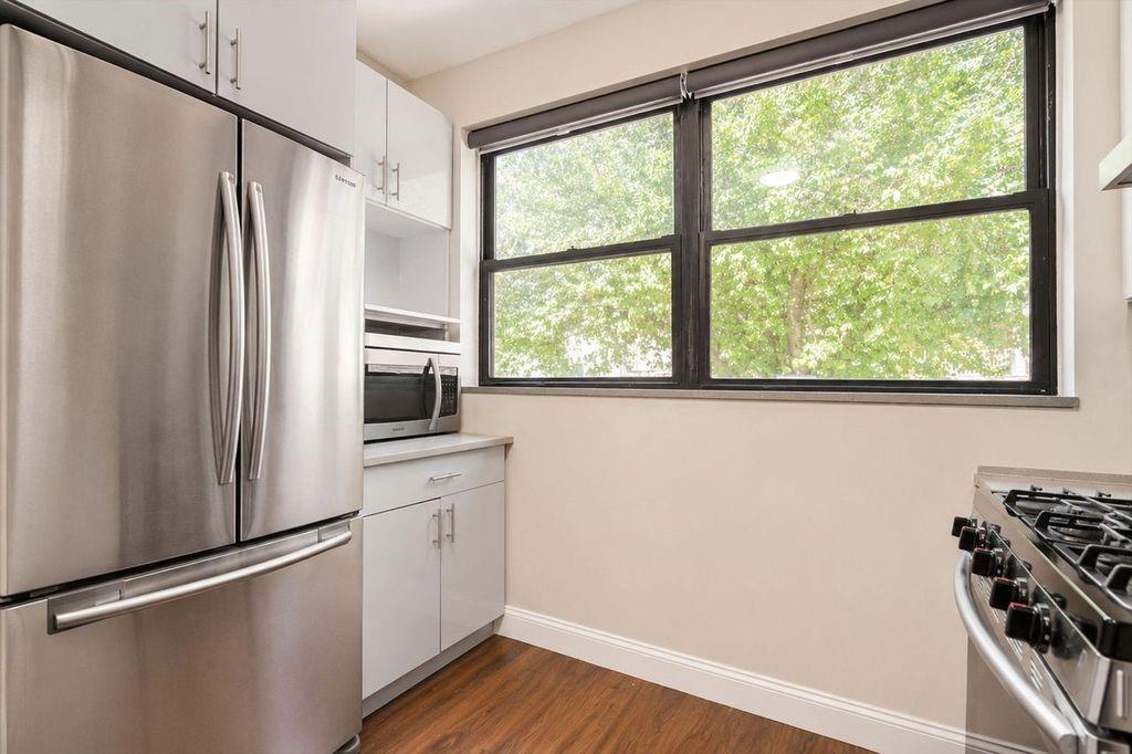 329 100th Street, Brooklyn, New York, 11209 image 13