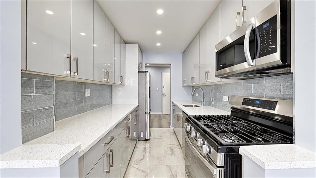 1311 BRIGHTWATER Avenue 3E, Brooklyn, New York, 11235 image 8