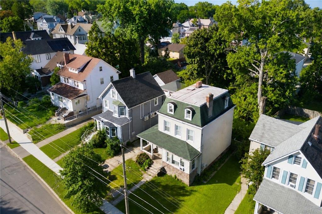 396 BEMENT Avenue Image 1