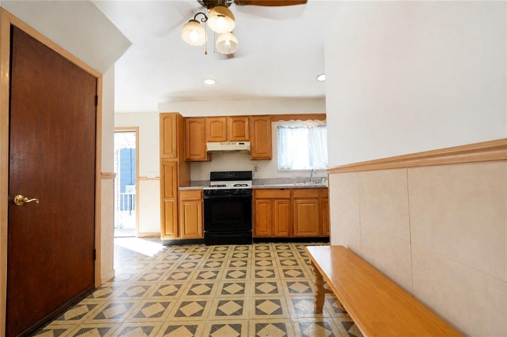 396 BEMENT Avenue, Staten  Island, New York, 10310 image 23