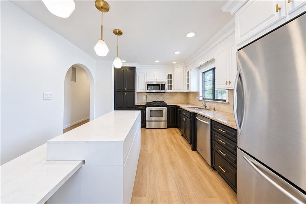 11 Cottage Avenue, Staten  Island, New York, 10308 image 19
