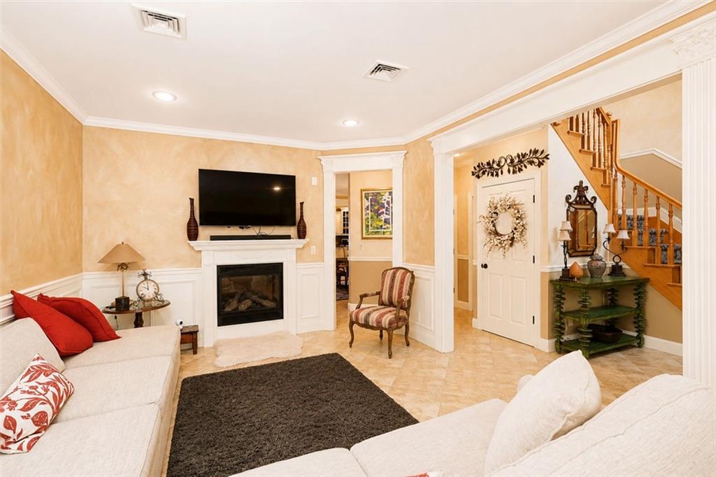 92 Nugent Street, Staten  Island, New York, 10306 image 6