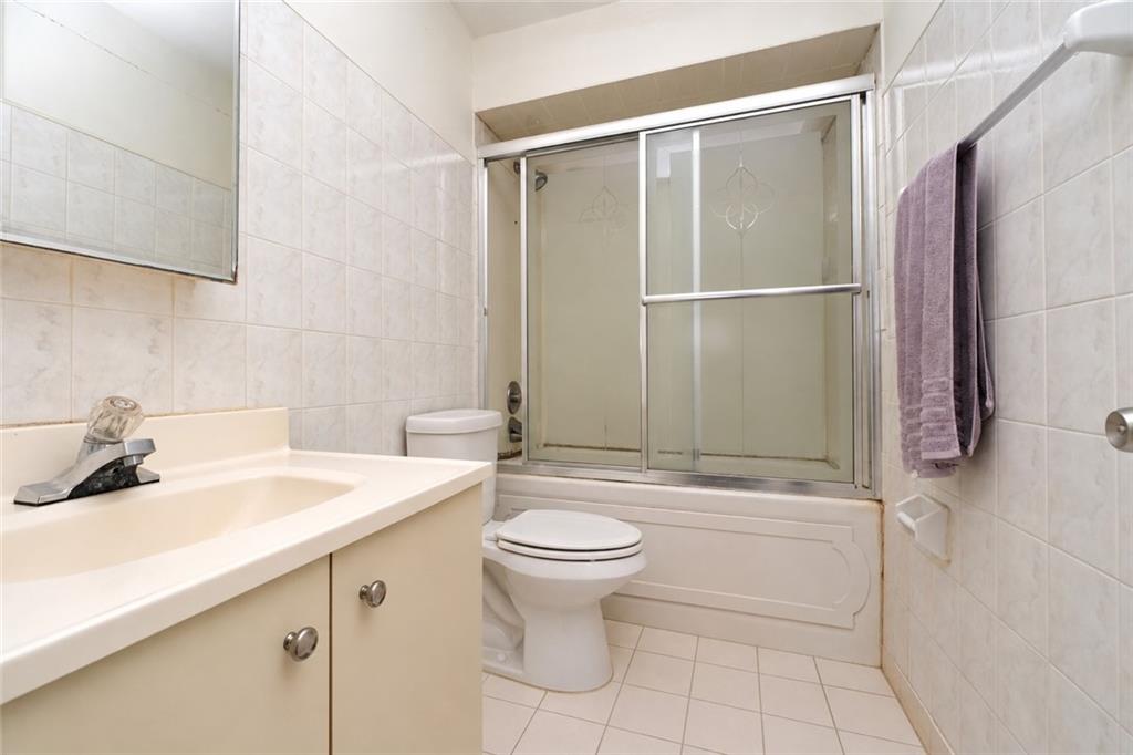 21 Kansas Avenue, Staten  Island, New York, 10305 image 13