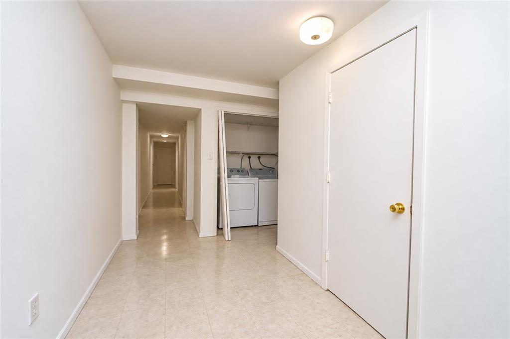 21 Kansas Avenue, Staten  Island, New York, 10305 image 18