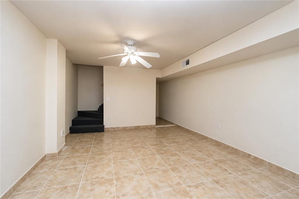 21 Kansas Avenue, Staten  Island, New York, 10305 image 21