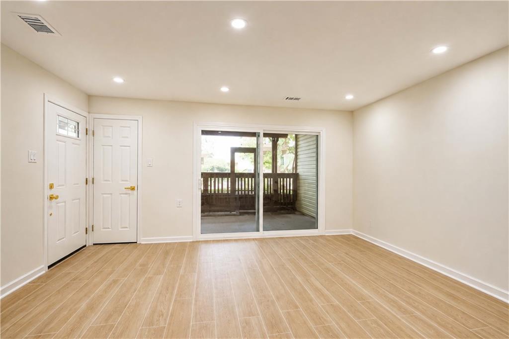 64 Timber Ridge Drive 64, Staten  Island, New York, 10306 image 12