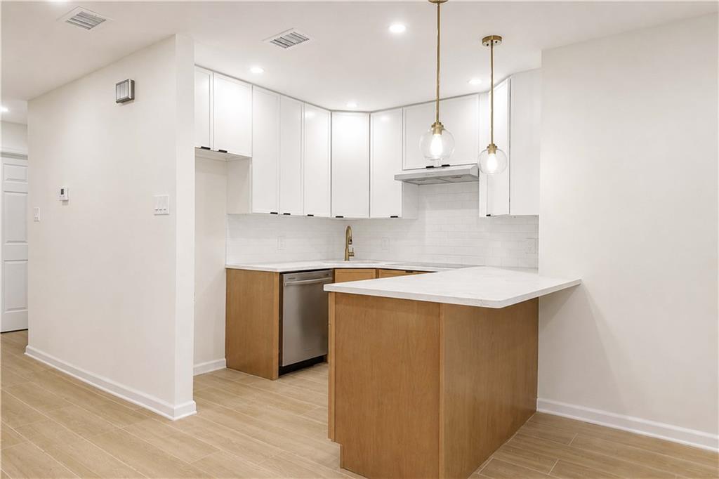 64 Timber Ridge Drive 64, Staten  Island, New York, 10306 image 11