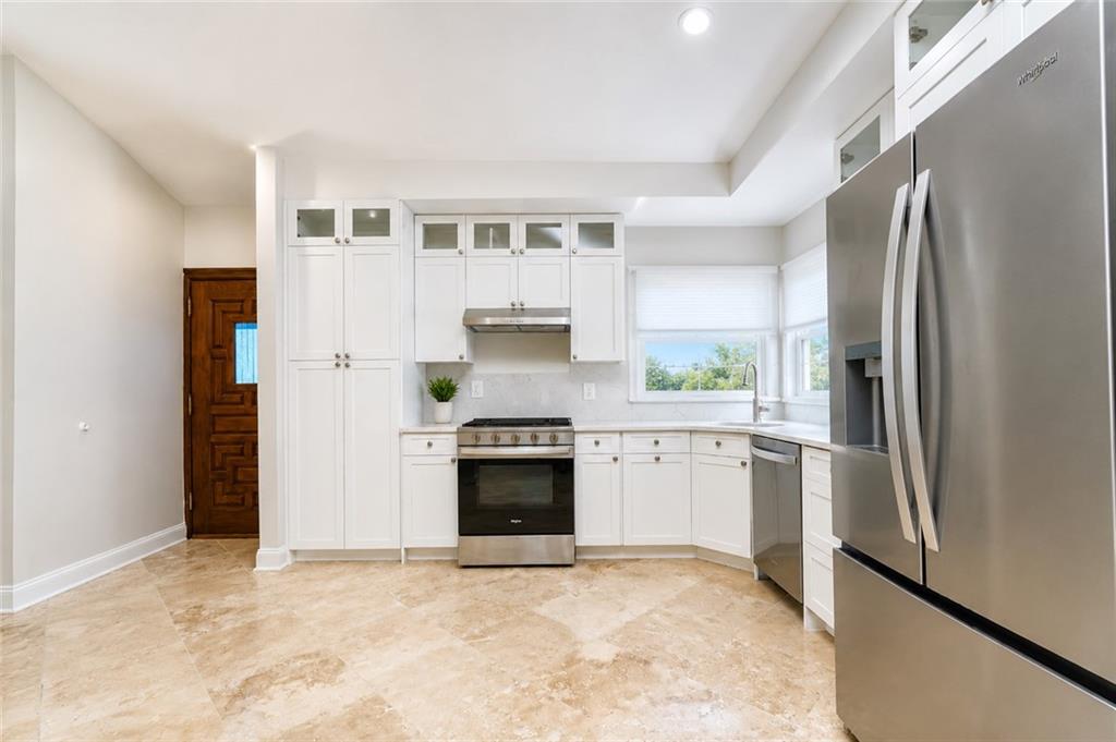 708 Hylan Boulevard, Staten  Island, New York, 10305 image 13