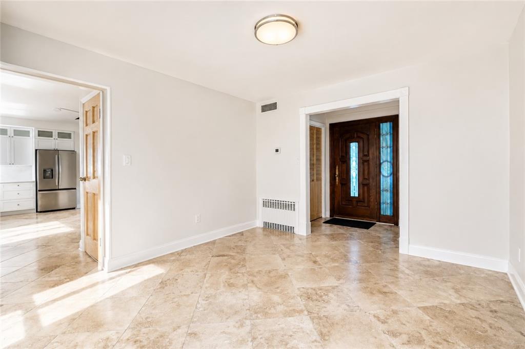 708 Hylan Boulevard, Staten  Island, New York, 10305 image 14