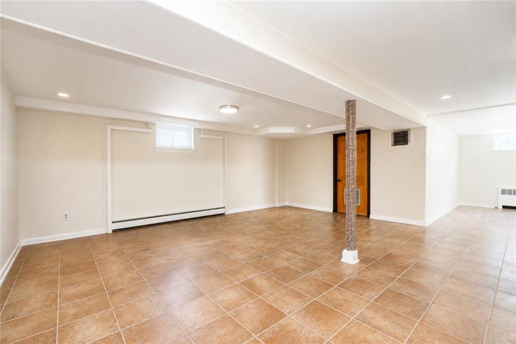 708 Hylan Boulevard, Staten  Island, New York, 10305 image 19
