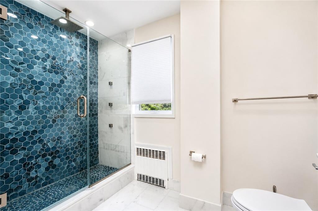 708 Hylan Boulevard, Staten  Island, New York, 10305 image 24