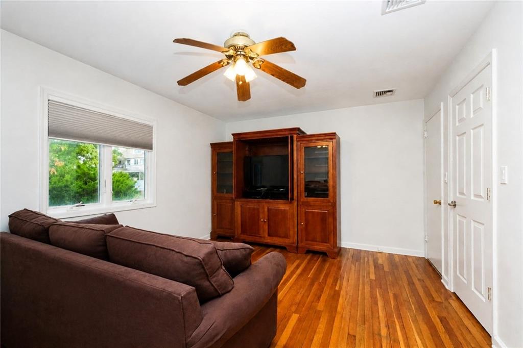 69 Elmhurst Avenue, Staten  Island, New York, 10301 image 16